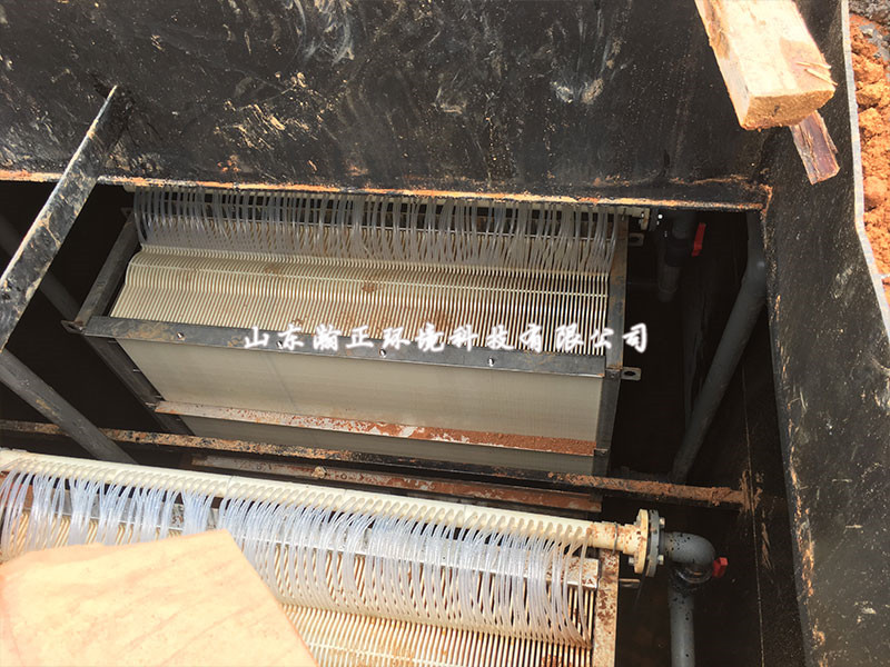 人工湖水循環